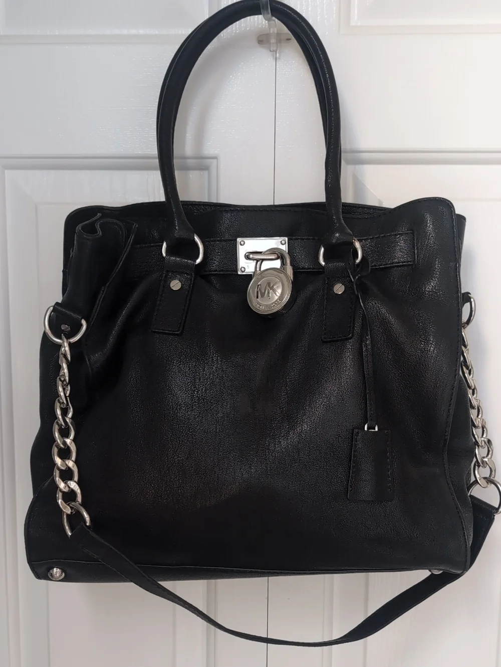 Michael Kors gently pre